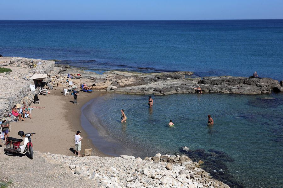 Για… μπανάκι στον Δερματά