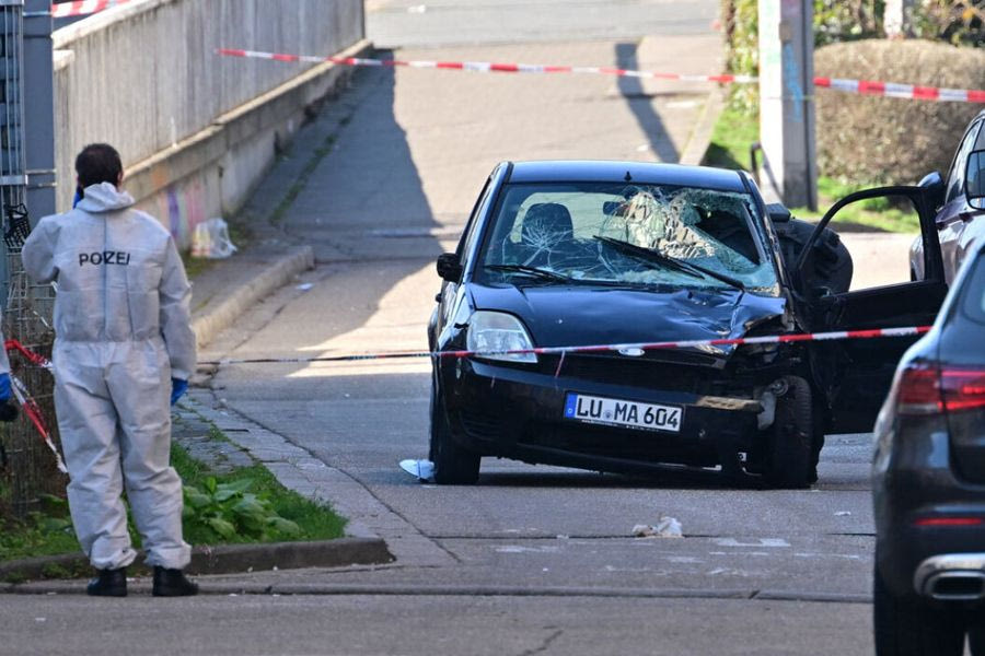 Γερμανία: Δύο νεκροί και πάνω από 25 τραυματίες από αυτοκίνητο που έπεσε σε πλήθος στο Μανχάιμ