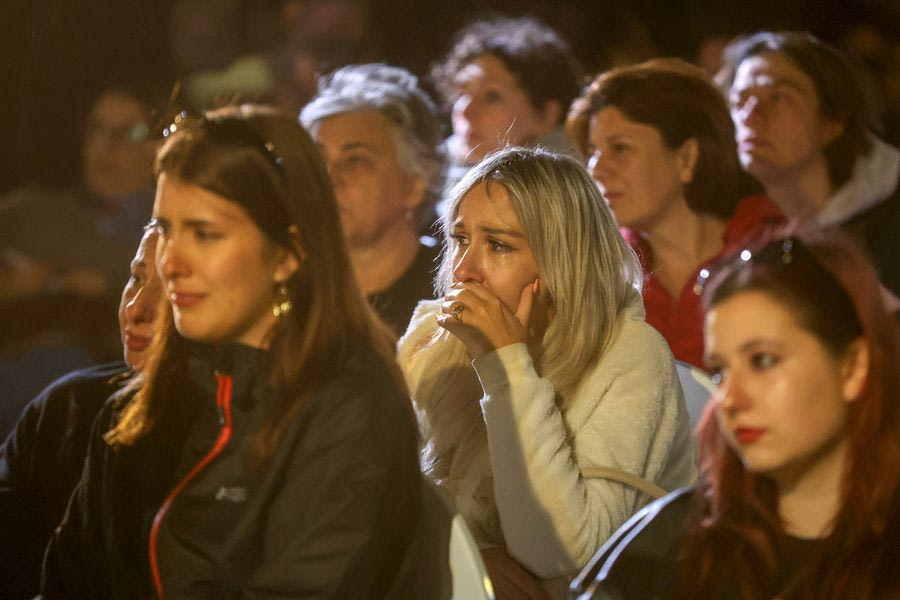 «Λύγισαν» από την συγκίνηση στο πάρκο Γεωργιάδη (φωτογραφίες)